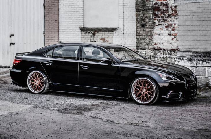 Side Skirts Diffusers Lexus LS Long Wheelbase Mk4 Facelift - immagine 5