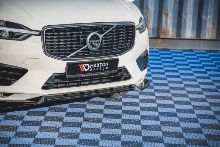 Front Splitter V.2 Volvo XC60 Mk2 R-Design - immagine 4