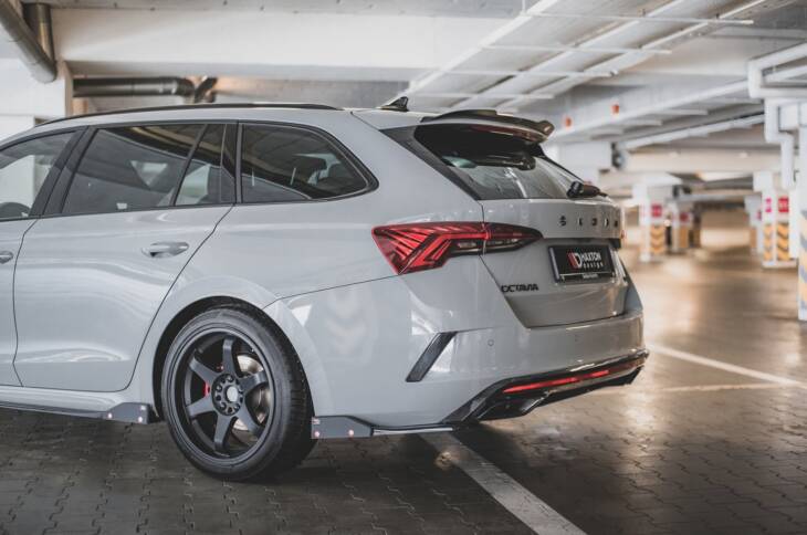 Rear Side Splitters V.2 + Flaps Skoda Octavia RS Mk4 - immagine 4