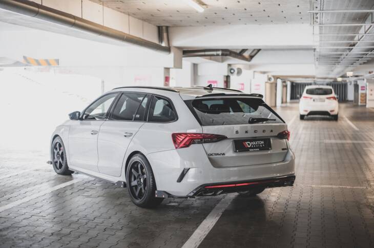 Rear Side Splitters V.2 + Flaps Skoda Octavia RS Mk4 - immagine 5