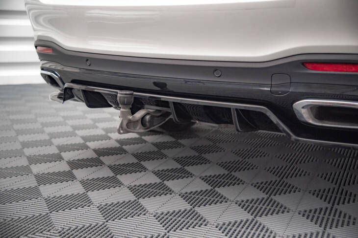 Central Rear Splitter (with vertical bars) Mercedes-Benz GLS AMG-Line X167 - immagine 4