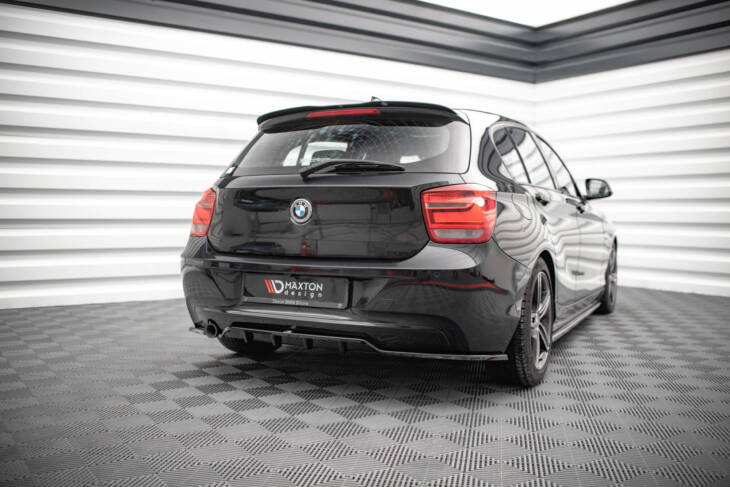 Central Rear Splitter (with vertical bars) BMW 1 F20 - immagine 3