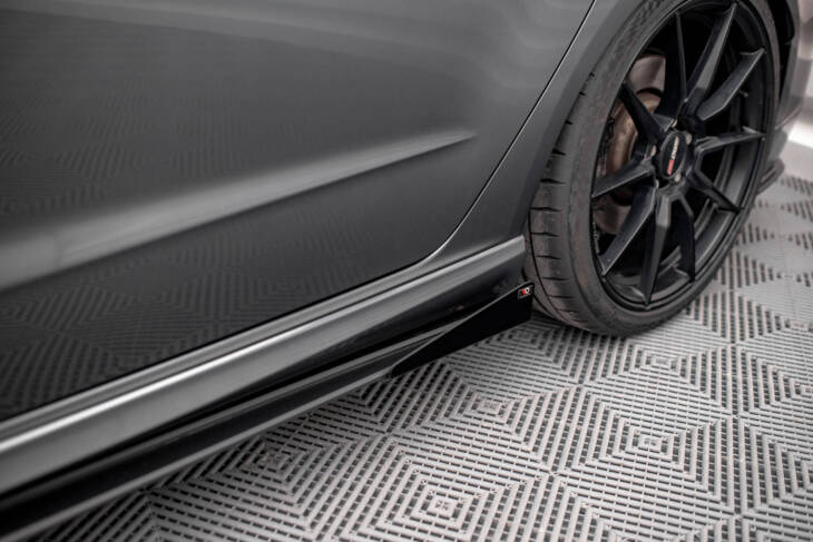 Side Flaps Audi S3 / A3 S-Line Sportback 8V Facelift - immagine 4