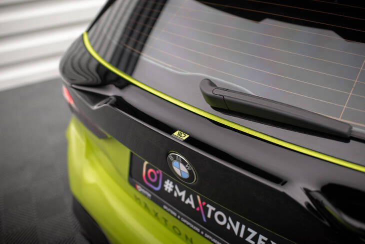 The extension of the rear window BMW 1 F40 M-Pack / M135i - immagine 4