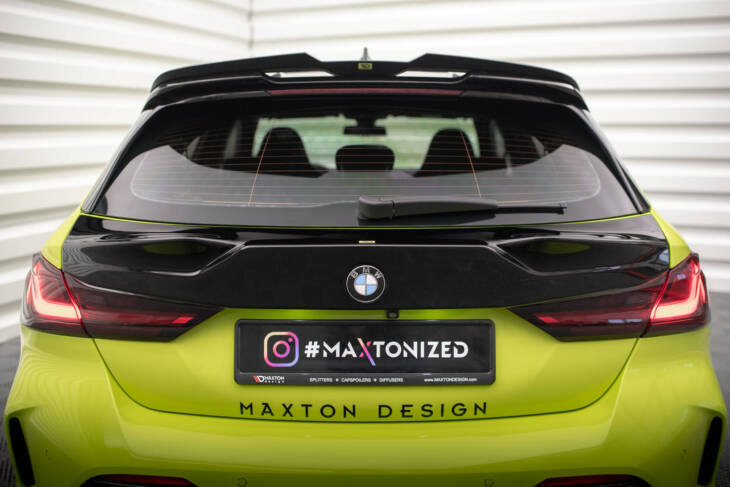 The extension of the rear window BMW 1 F40 M-Pack / M135i - immagine 6