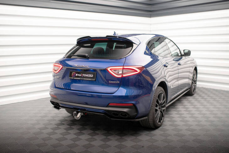 Central Rear Splitter (with vertical bars) Maserati Levante GTS Mk1 - immagine 8