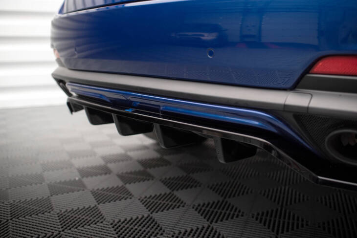 Central Rear Splitter (with vertical bars) Maserati Levante GTS Mk1 - immagine 5