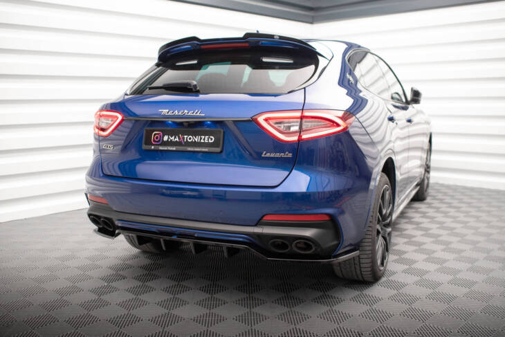 Central Rear Splitter (with vertical bars) Maserati Levante GTS Mk1 - immagine 7