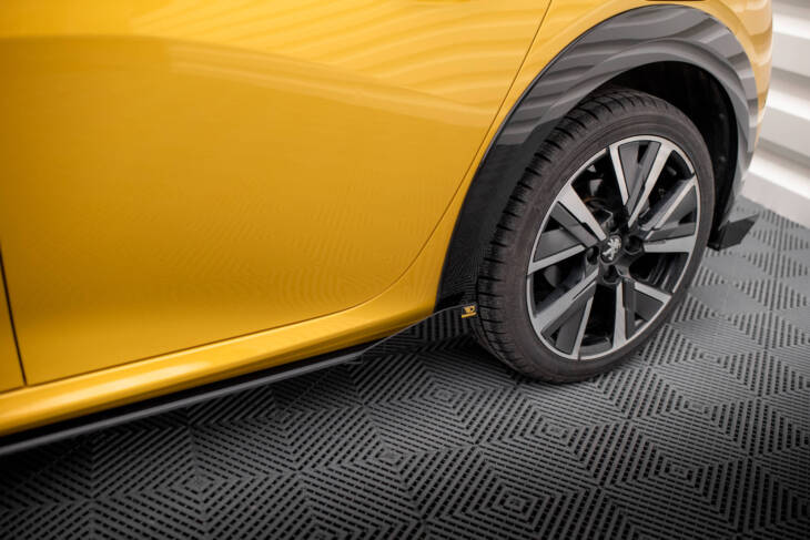 Street Pro Side Skirts Diffusers + Flaps Peugeot 208 GT Mk2 - immagine 3