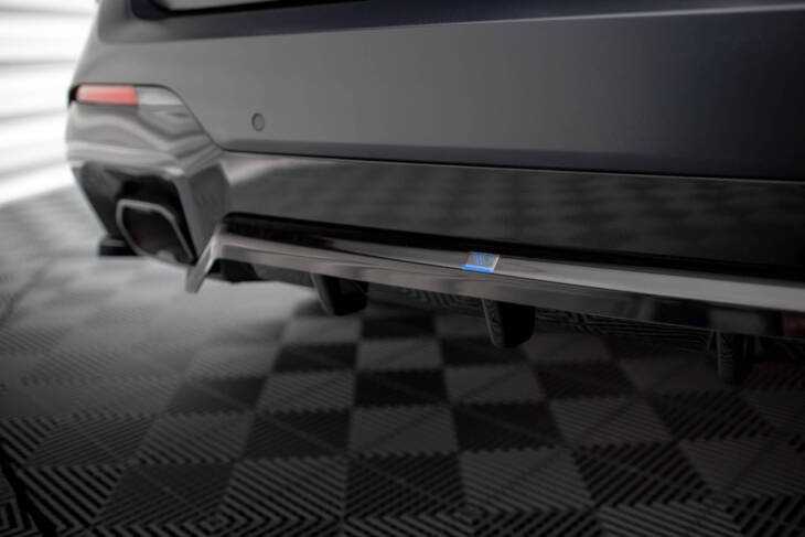 Central Rear Splitter (with vertical bars) BMW X3 M-Pack G01 Facelift - immagine 3