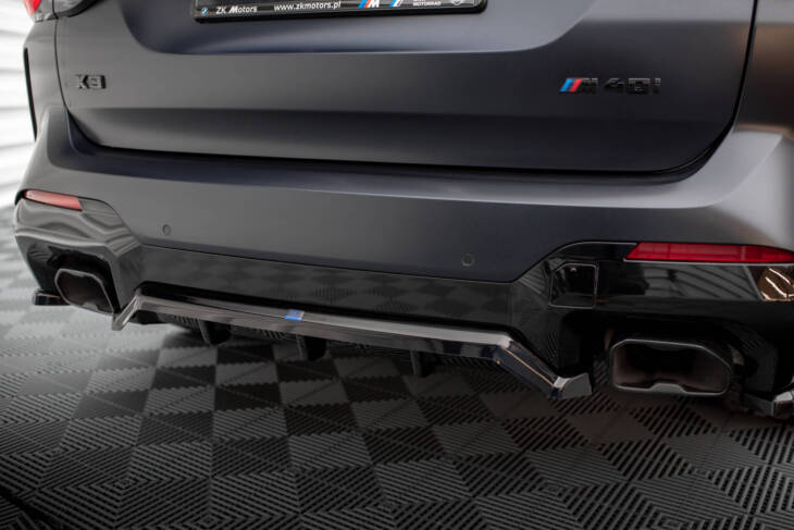 Central Rear Splitter (with vertical bars) BMW X3 M-Pack G01 Facelift - immagine 4