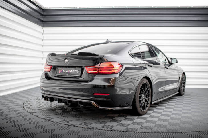 Central Rear Splitter (with vertical bars) BMW 4 Gran Coupe F36 - immagine 2