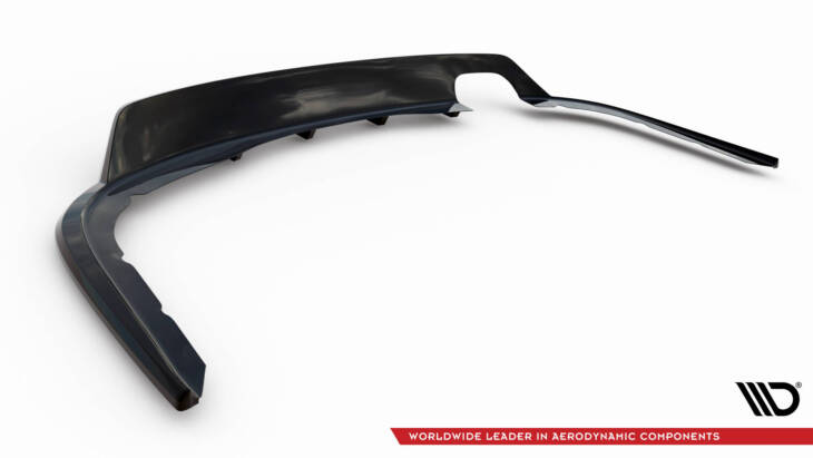 Central Rear Splitter (with vertical bars) BMW 4 Gran Coupe F36 - immagine 7