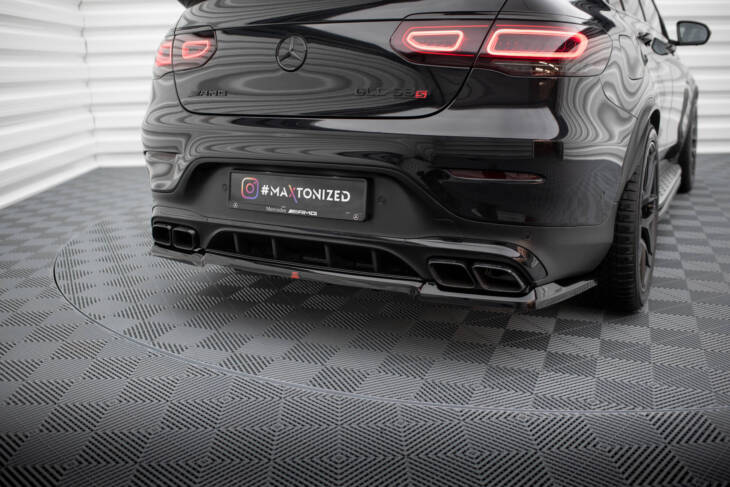 Central Rear Splitter (with vertical bars) Mercedes-AMG GLC 63 Coupe C253 Facelift - immagine 4