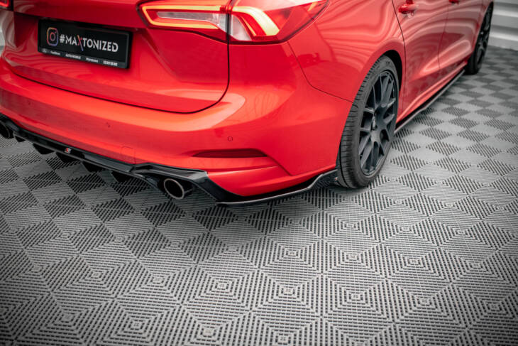 Rear Side Splitters V.8 Ford Focus Estate ST Mk4 - immagine 3