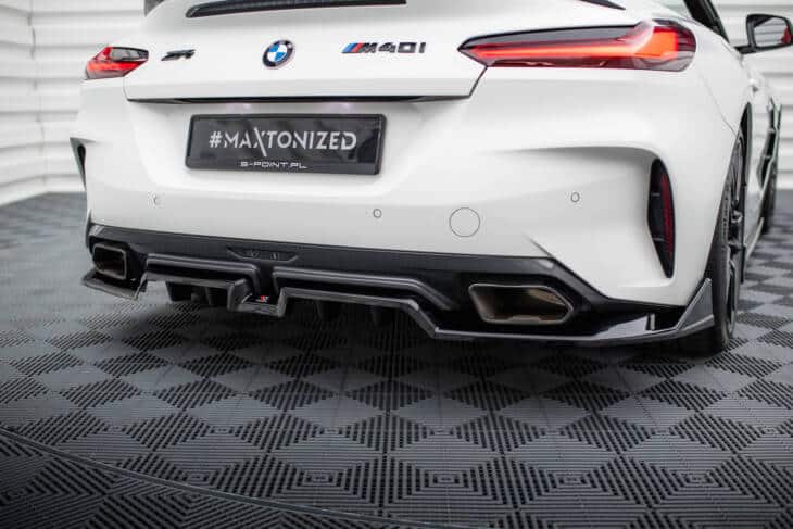 Central Rear Splitter (with vertical bars) BMW Z4 M40i G29 - immagine 4