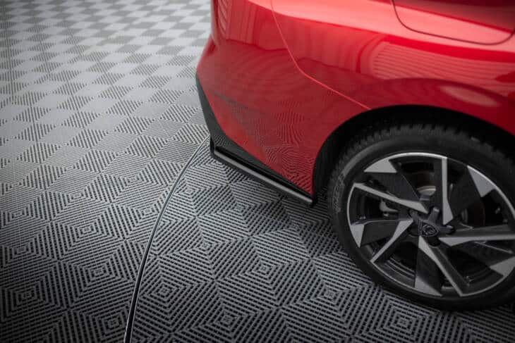 Central Rear Splitter Peugeot 308 Mk3 - immagine 4