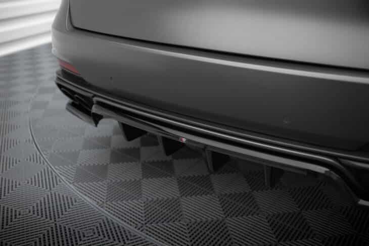 Central Rear Splitter (with vertical bars) Maserati Levante Trofeo Mk1 - immagine 4