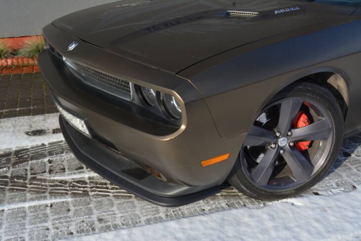 FRONT SPLITTER DODGE CHALLENGER MK3. PHASE-I SRT8 COUPE - immagine 3