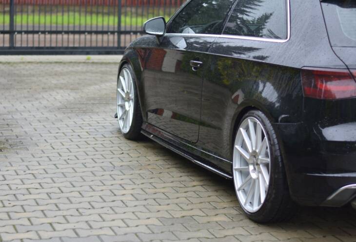 Side Skirts Diffusers Audi S3 / A3 S-Line 8V / 8V FL Hatchback - immagine 2