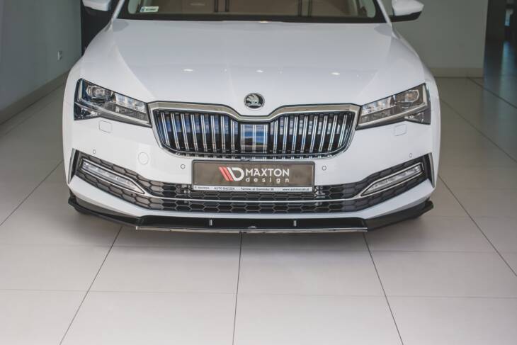 Front Splitter V.2 Skoda Superb Mk3 FL - immagine 2