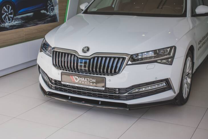 Front Splitter V.2 Skoda Superb Mk3 FL - immagine 4