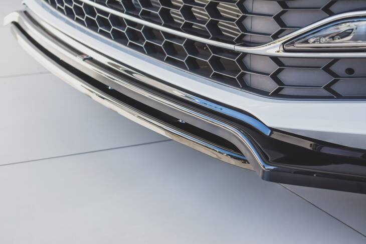 Front Splitter V.3 Skoda Superb Mk3 FL - immagine 5