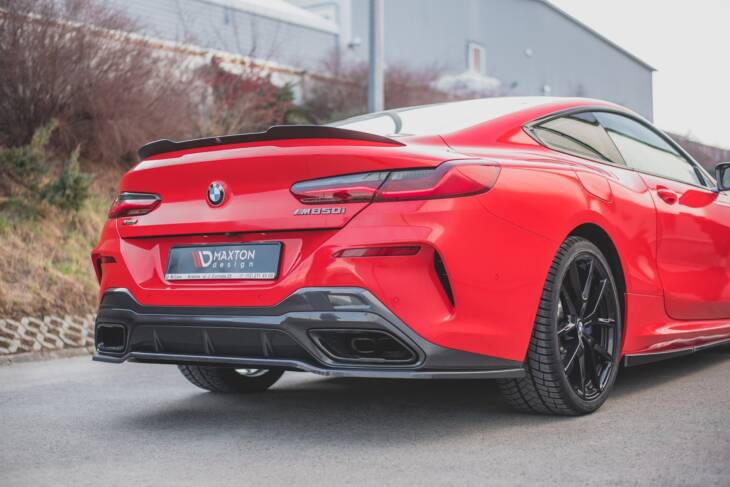 Central Rear Splitter BMW 8 Coupe M-Pack G15 - immagine 2
