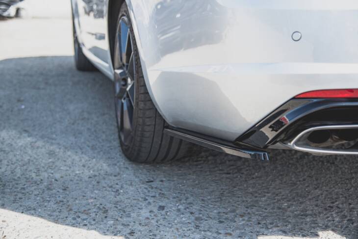 Rear Side Splitters V.2 Skoda Octavia RS Mk3/Mk3 FL Hatchback/Kombi - immagine 5