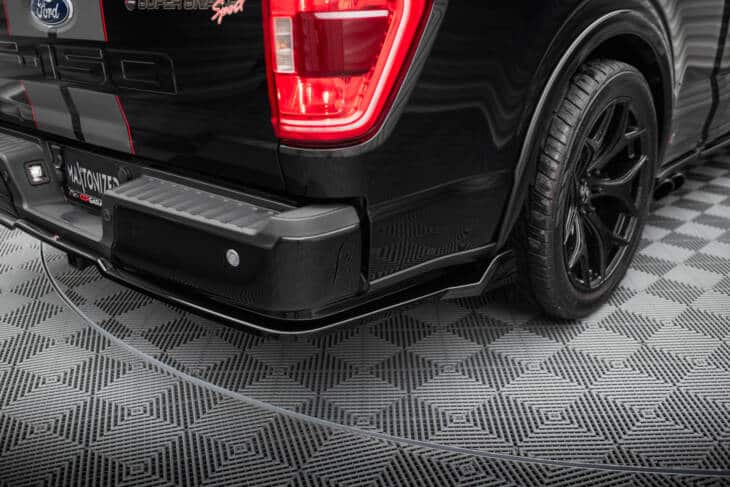 Central Rear Splitter Shelby F150 Super Snake - immagine 3
