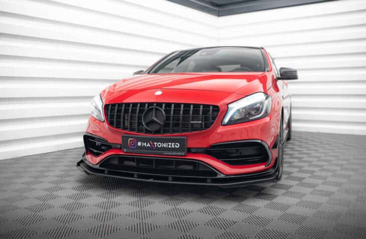 Street Pro Front Splitter + Flaps Mercedes-Benz A 45 AMG Aero W176 Facelift - immagine 7