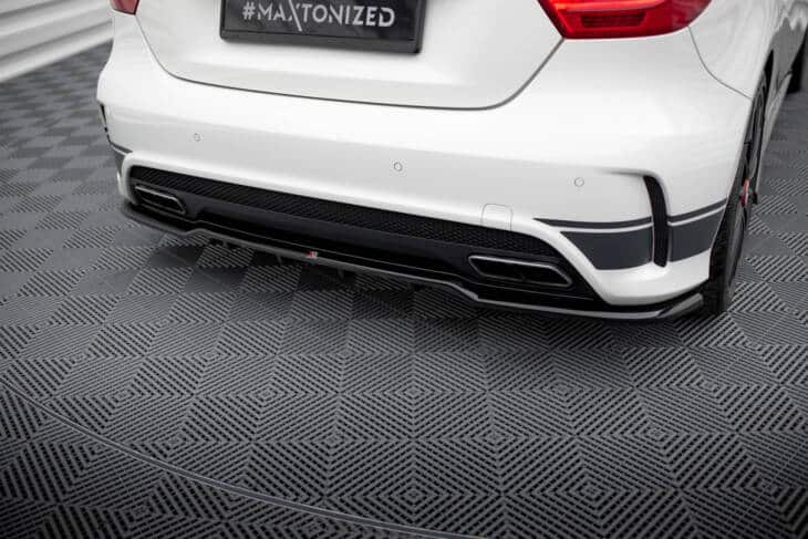Central Rear Splitter (with vertical bars) Mercedes-Benz A45 AMG W176 - immagine 3