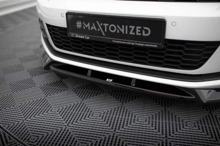 Front Splitter V.2 Volkswagen Scirocco Mk3 Facelift - immagine 4