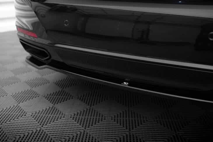 Central Rear Splitter BMW 7 G11 Facelift - immagine 4
