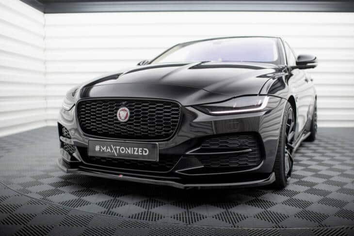 Front Splitter V.1 Jaguar XE X760 Facelift - immagine 3