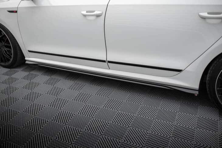 Side Skirts Diffusers Volkswagen Passat GT B8 Facelift USA - immagine 4